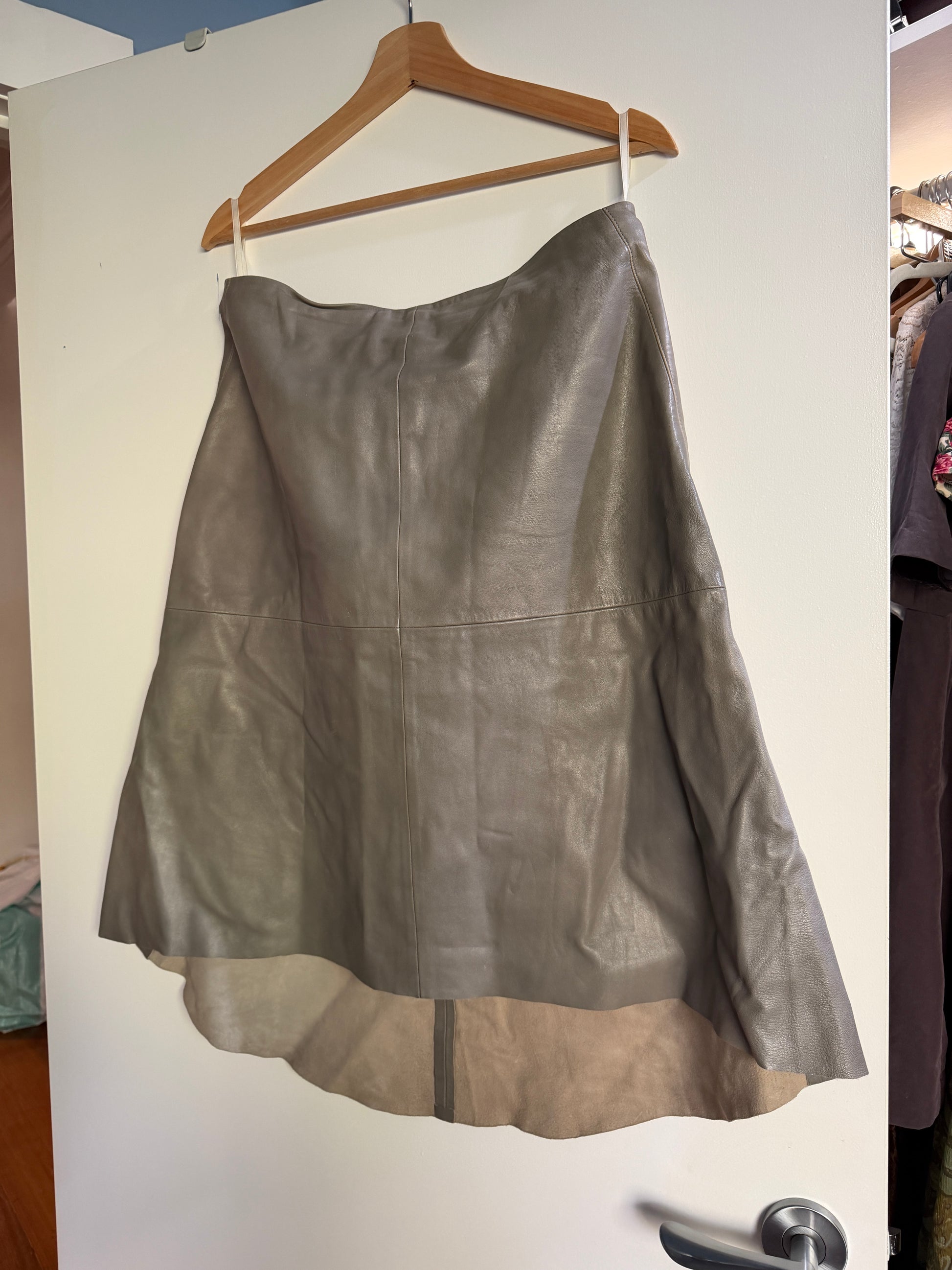 DKNY Leather Skirt (12/14)