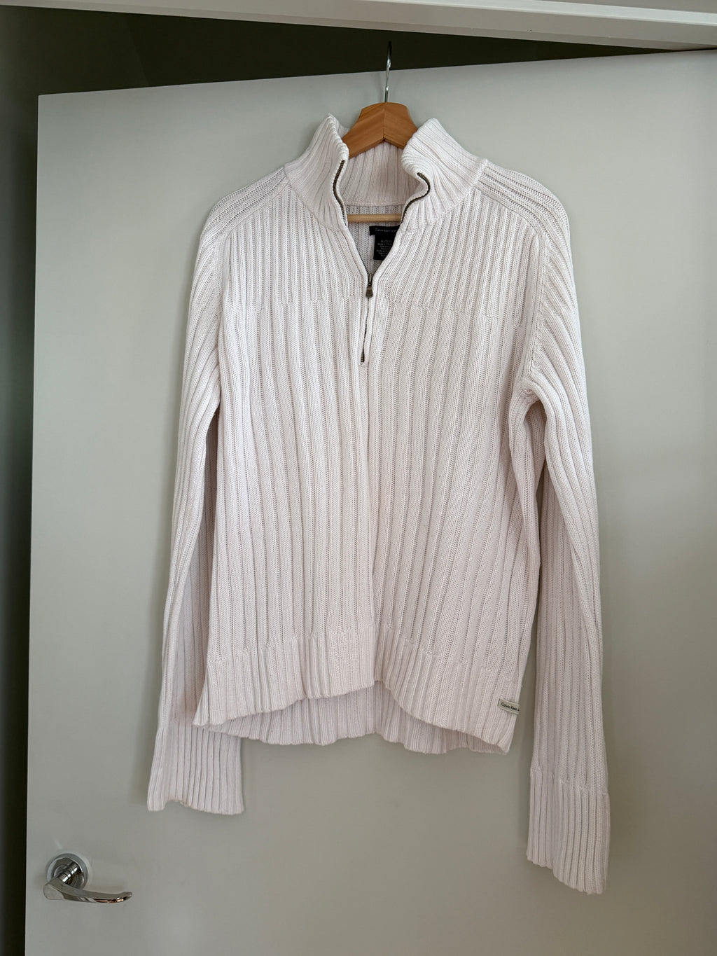 Vintage Calvin Klein White Ribbed Quarter-Zip Sweater (XL/XXL)