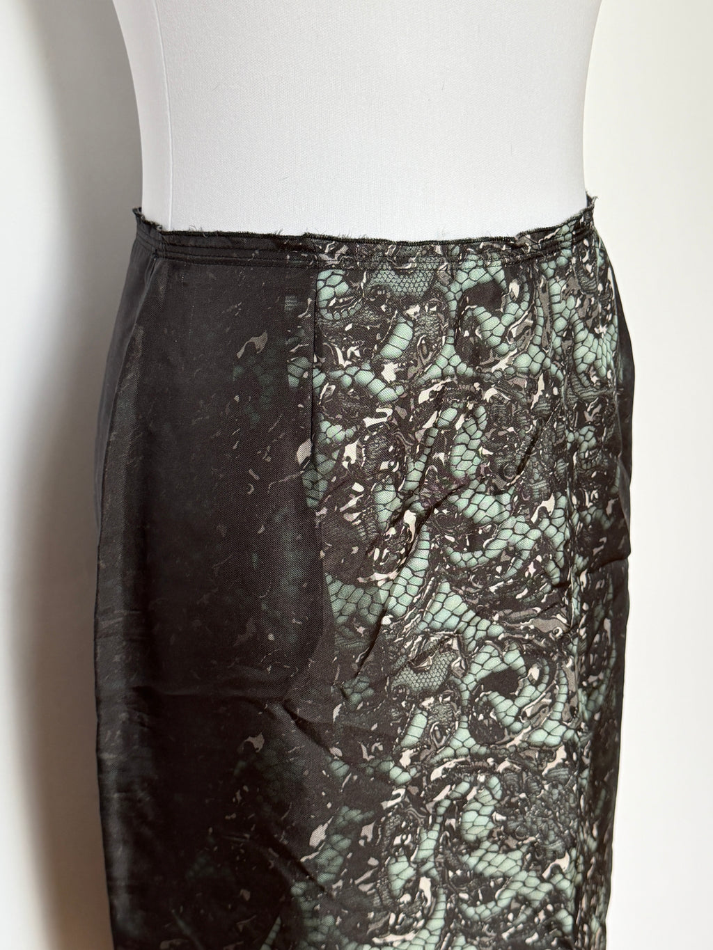 Archive Prada 2008 Runway 100% Silk Floral Lace-Print Skirt (Size XXS/XS)