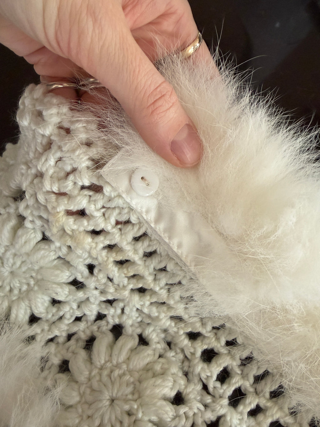 Vintage White Crochet & Faux Fur Shawl