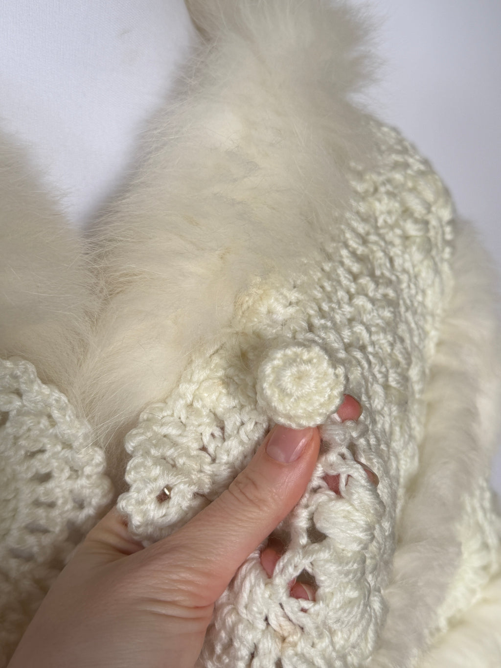 Vintage White Crochet & Faux Fur Shawl