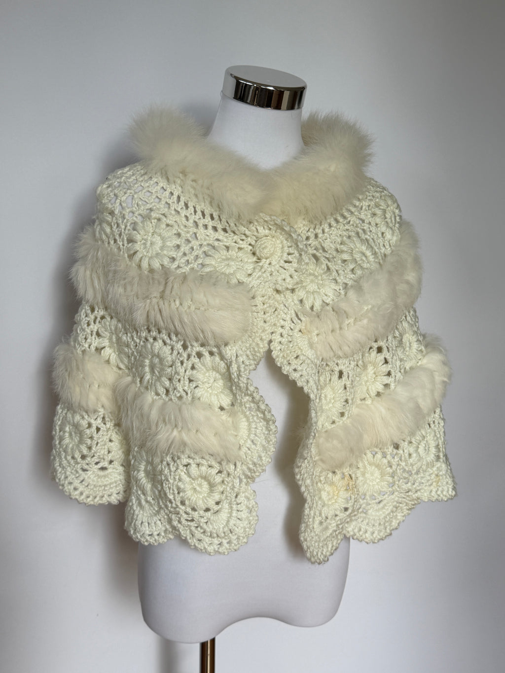 Vintage White Crochet & Faux Fur Shawl