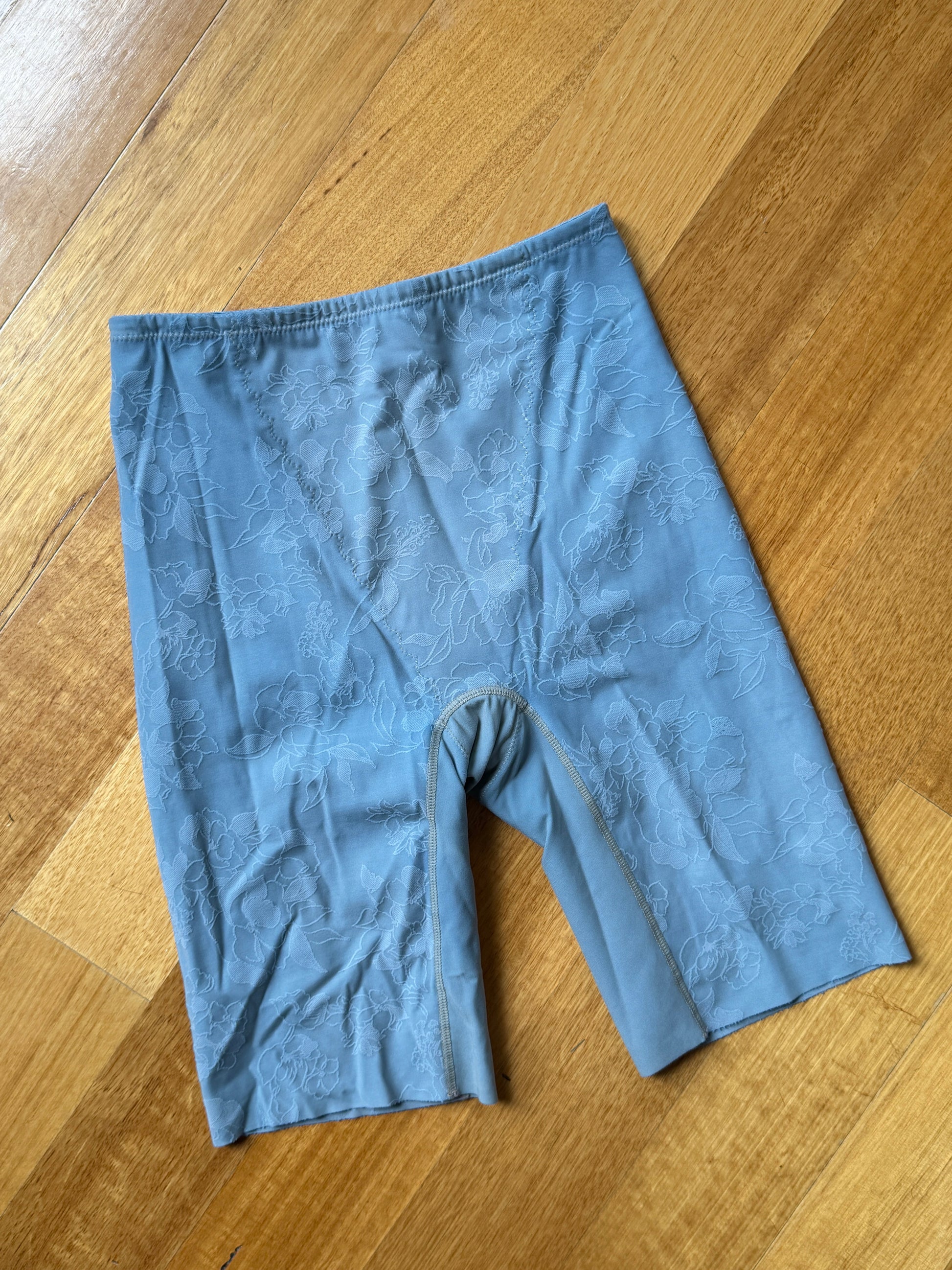 Vintage Japanese Floral Girdle Shorts in Dusty Blue (Size XS/S)