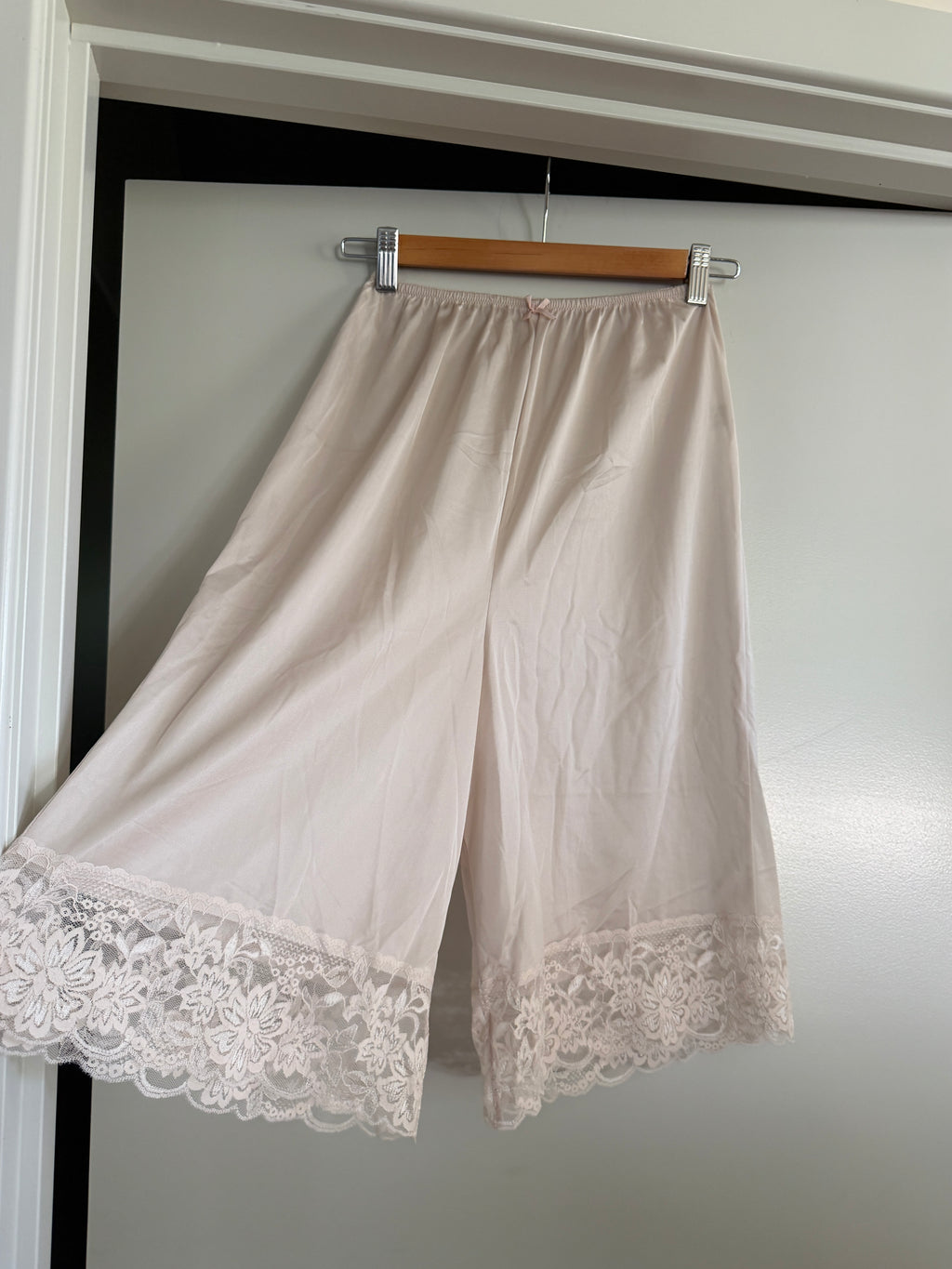 Cream Long Slip Shorts with Lace Hem (XS–M)