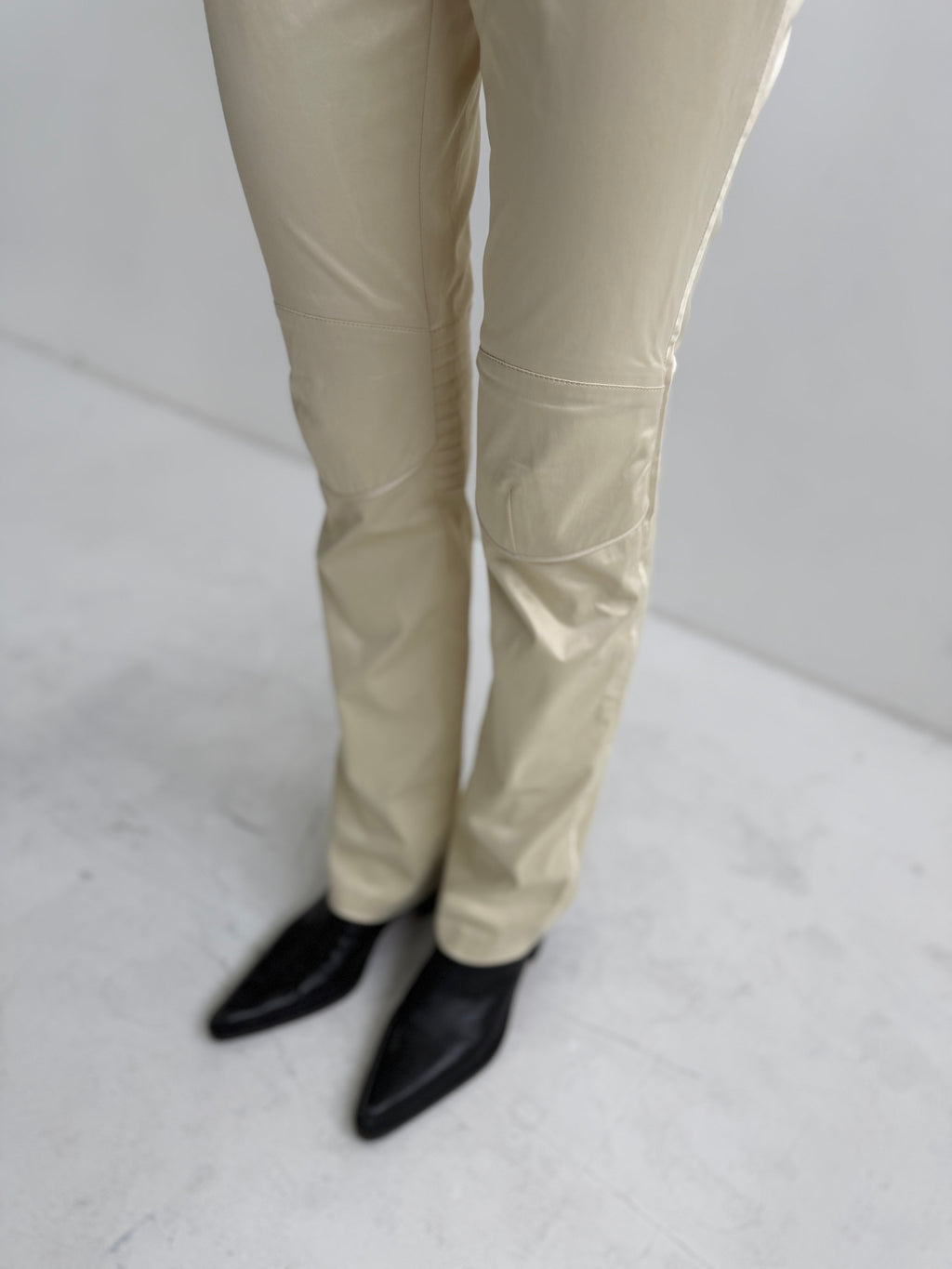 JPG Cream Moto Low Rise Pants (XS)