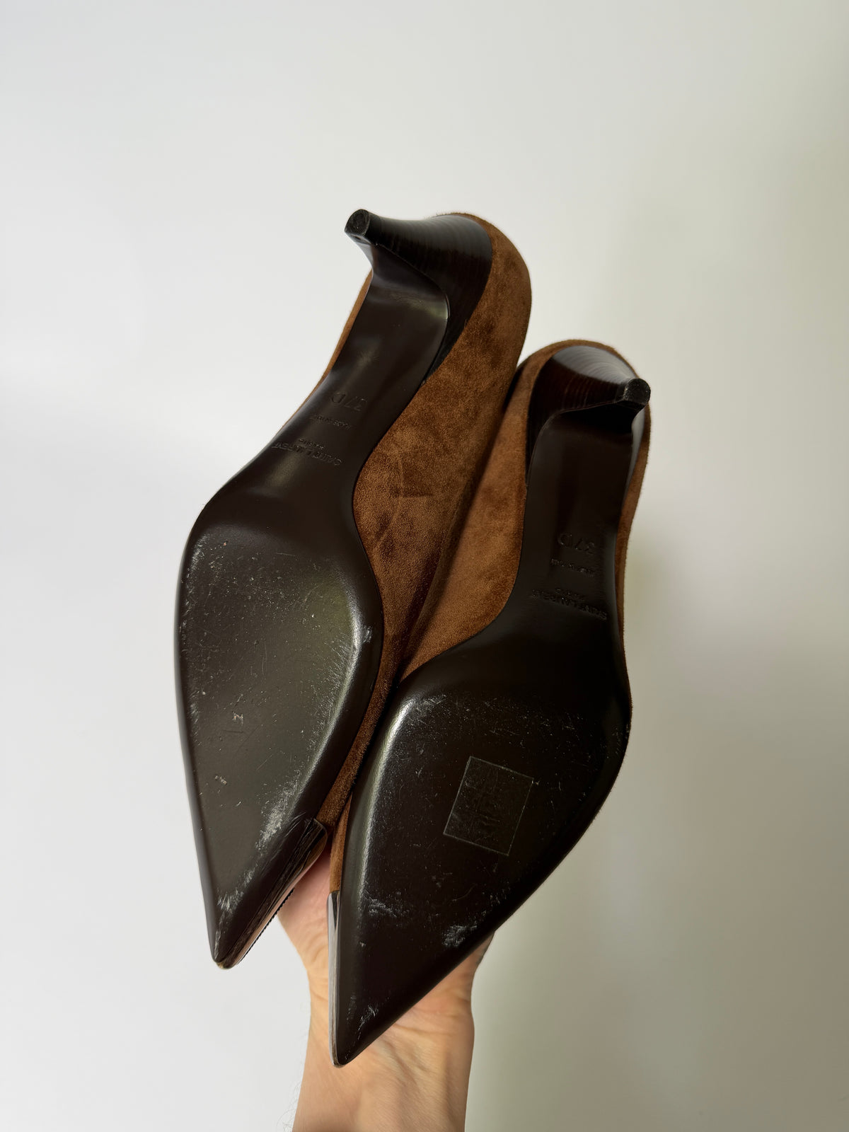 Saint Laurent Zoe Brown Suede Western Kitten Heel Pumps (38)