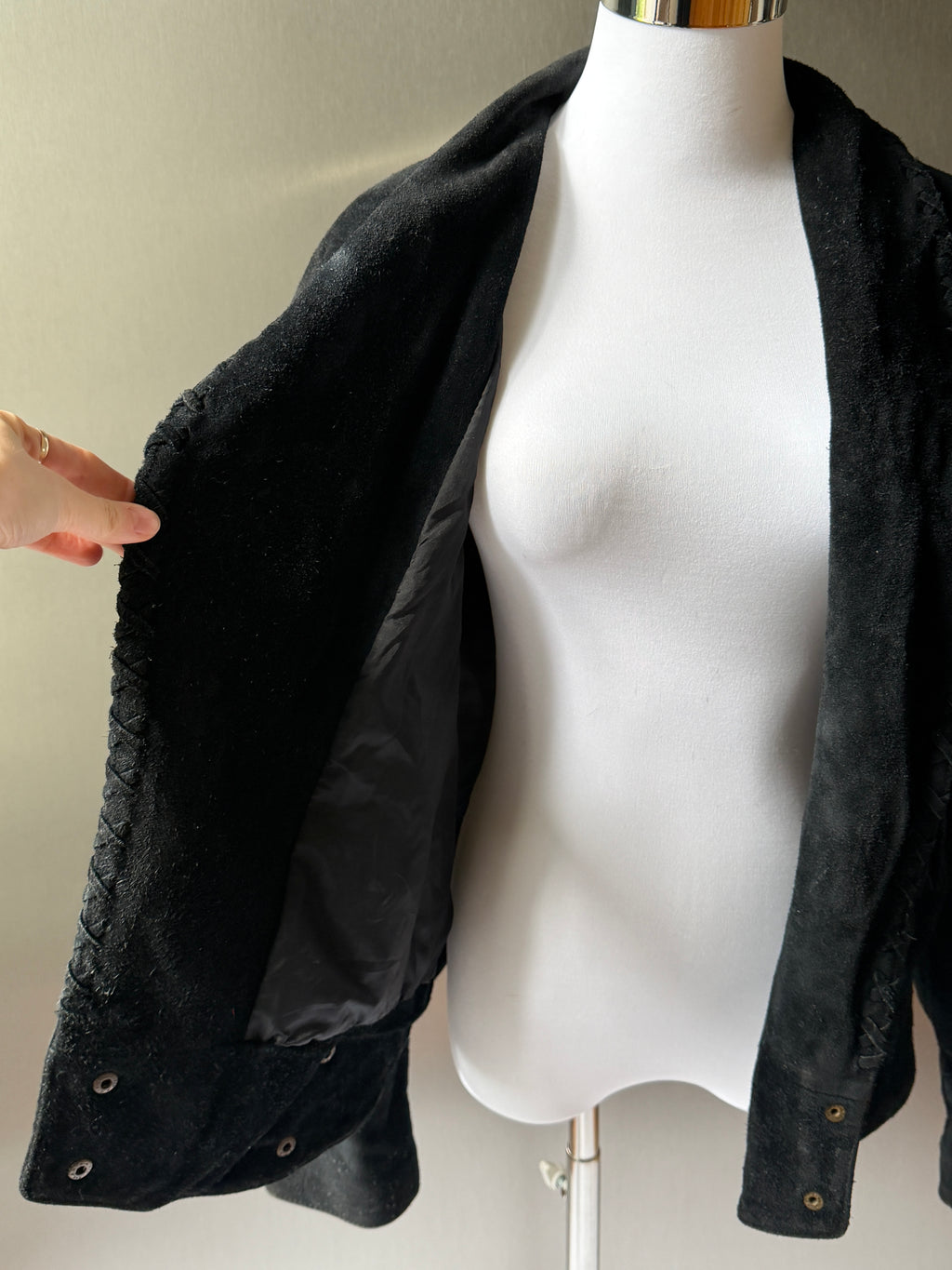 Vintage Learsi Black Suede Fringe Jacket with Silver Embellishments (XS-XL)