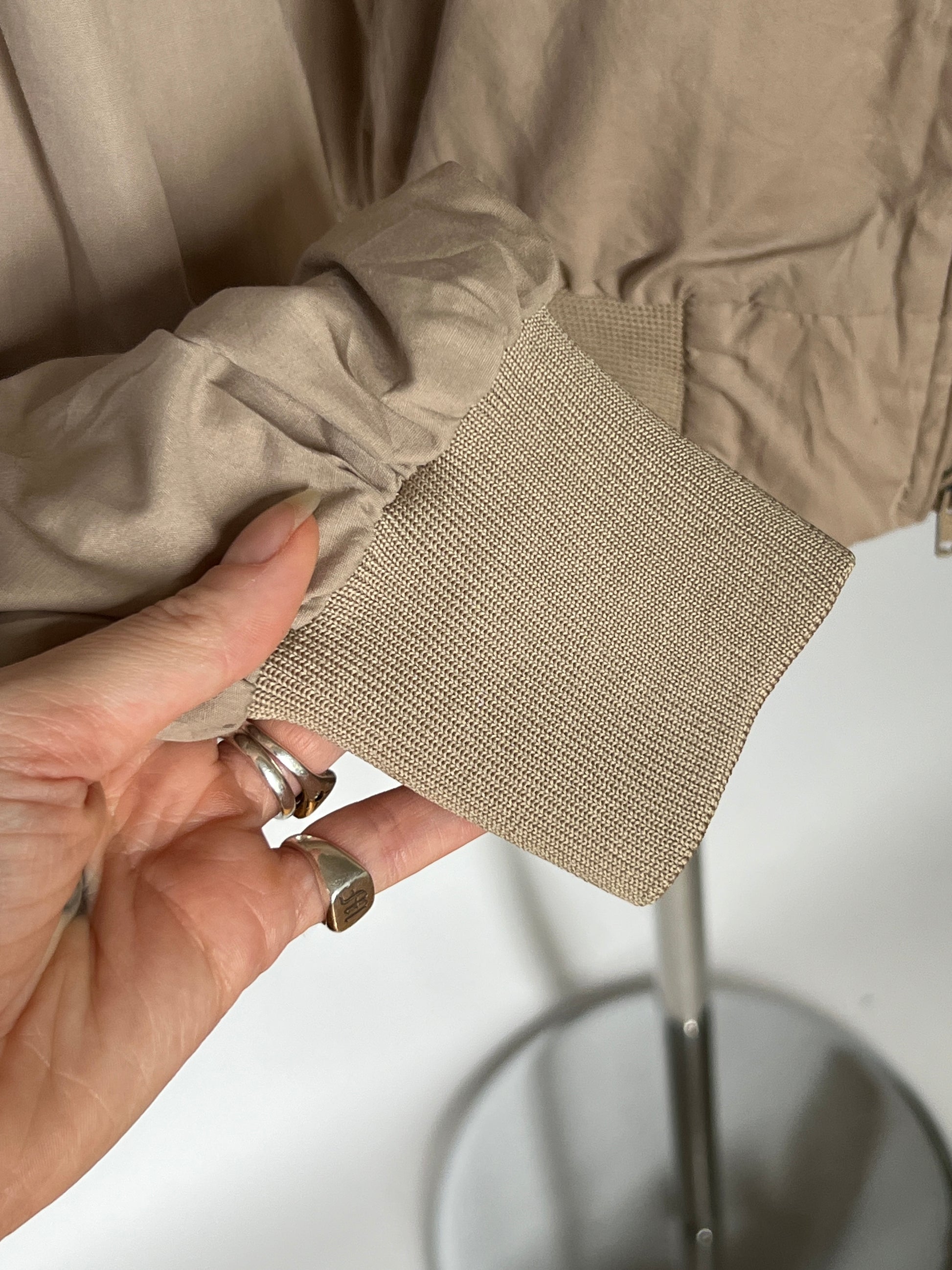 Vintage Beige Bomber Jacket (M)