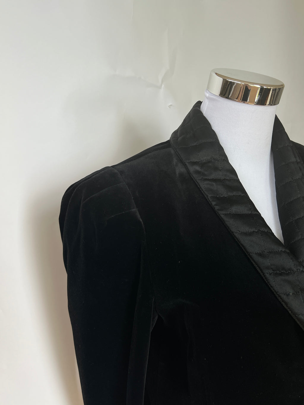 Vintage Velvet Smoking Jacket (XS/S)