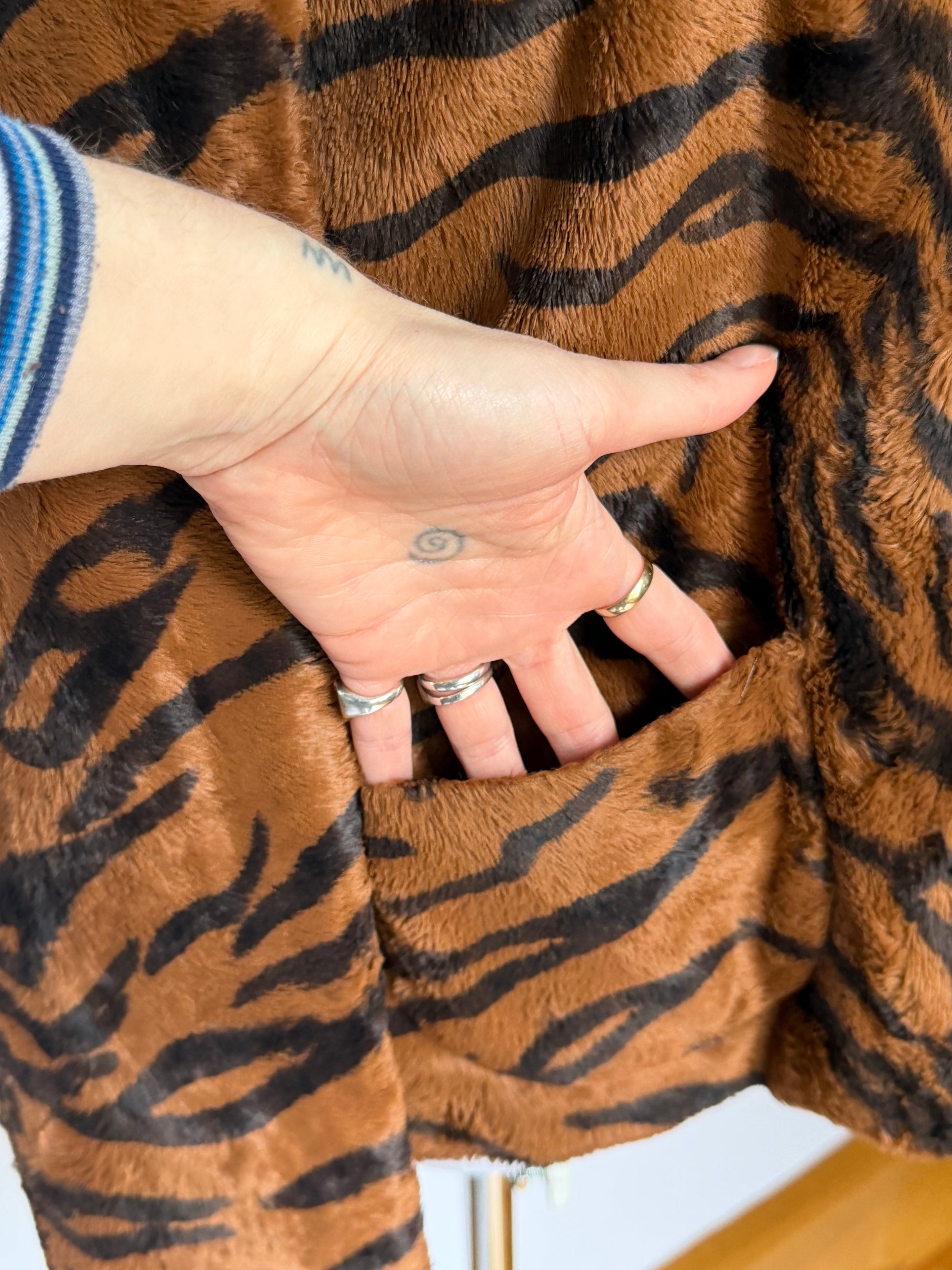 Tiger Print Faux Fur Jacket (S)